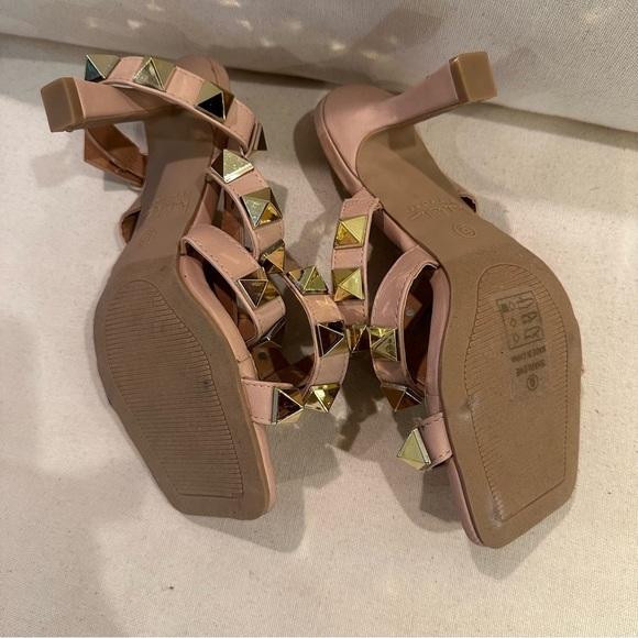 NWOB Nicole Miller Ankle Strap Sandal Heel Shoes size 6 - Picture 4 of 6